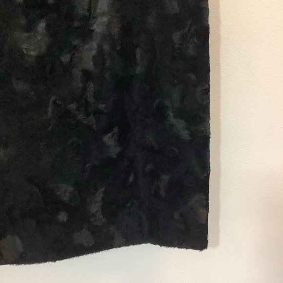 Worth Designer Black Fur Texture Skirt Size 10 - Picture 3 of 4